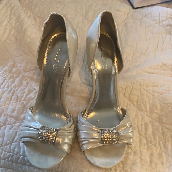 Aldo Shoes - Silvery white Stilettos from Aldo size 7.5-8